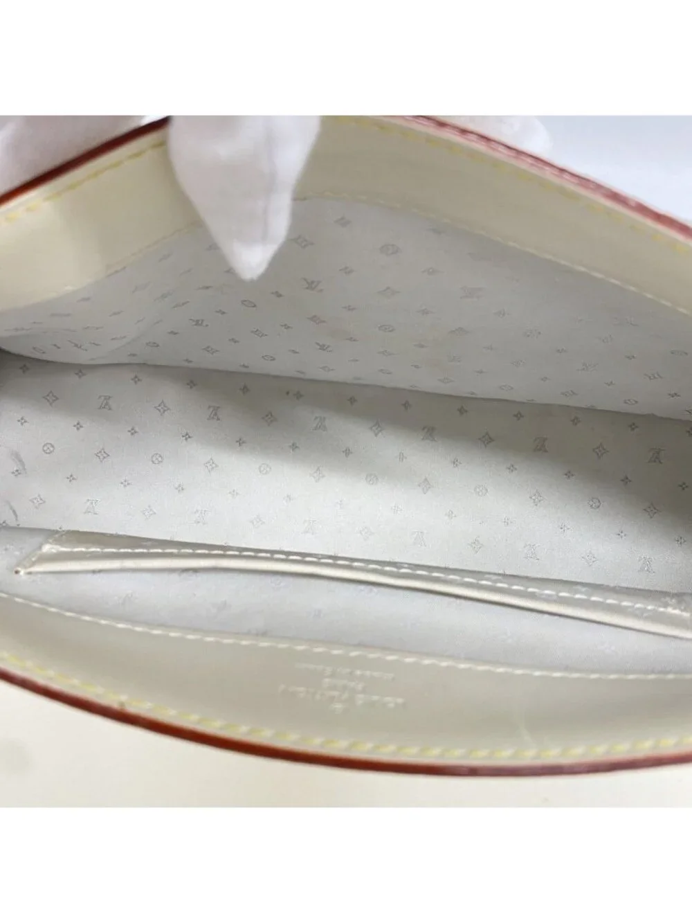 Louis Vuitton Shoulder Bag Suhali Tarantue Blanc
